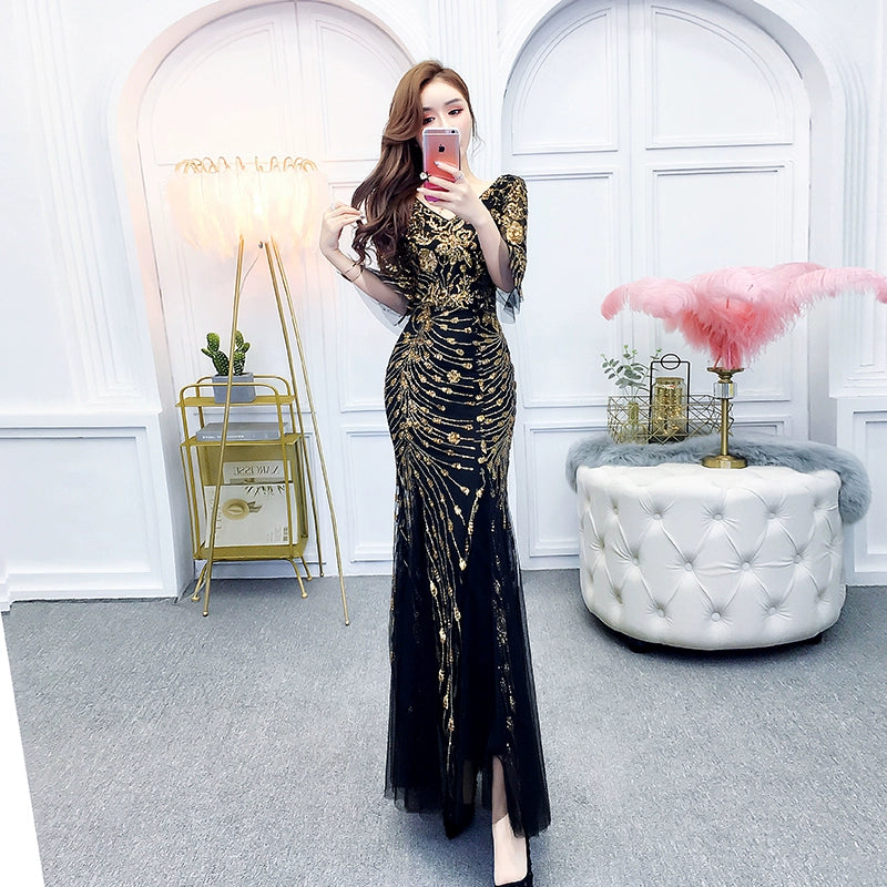 Slim-Fit V-neck Hip Fishtail Evening Gown